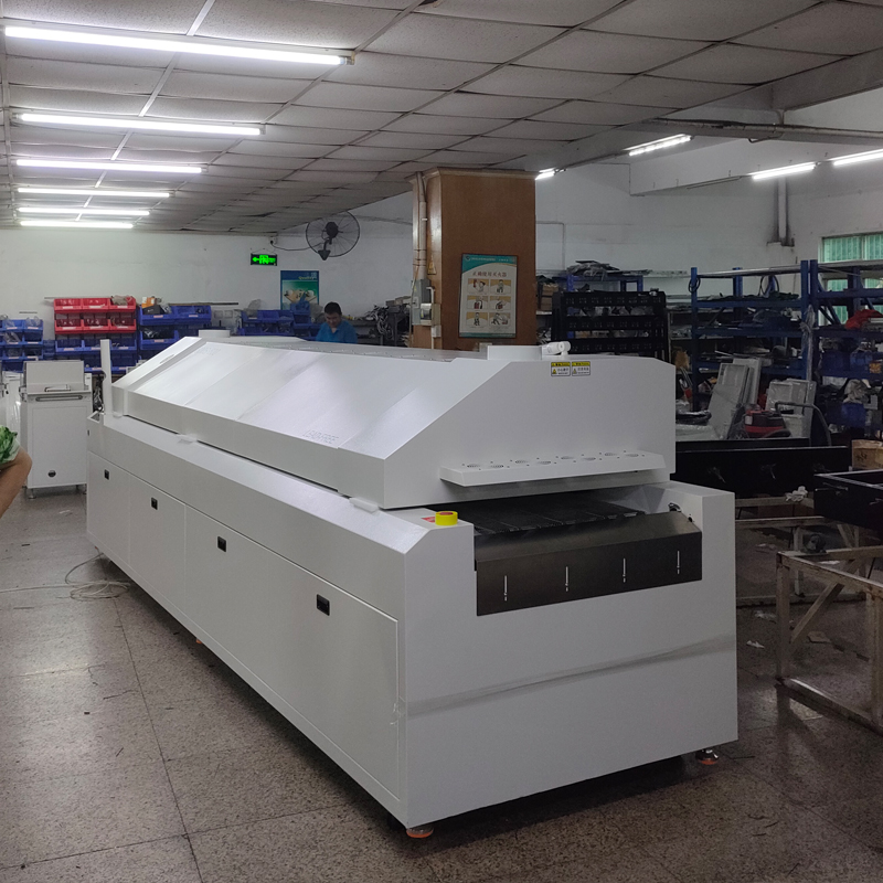 smt设备亚博八温区回流焊