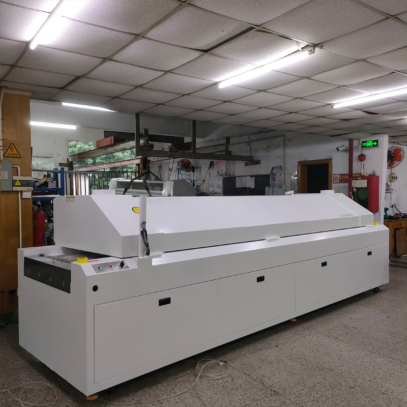 smt设备亚博八温区回流焊